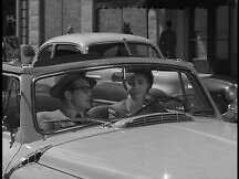 Clark and Lois in car